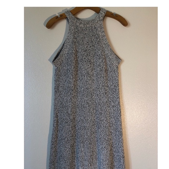 Sleeveless sweater dress - Picture 1 of 3